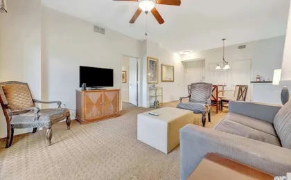 2BR Fireworks View With Pool Spa 5 Minutes to Disney