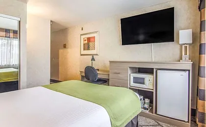 Guesthouse Inn & Suites Poulsbo