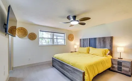 5 Mi to Beach: Home w/ Pool in Holiday!