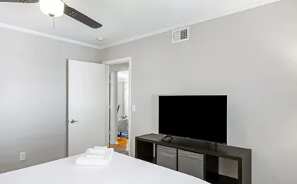 Brookwood Courtyard by BCA Furnished Apartments Bcc2b 05 E