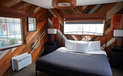 Huntington Surf Inn