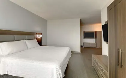 Holiday Inn Express Hotel & Suites Richmond By IHG