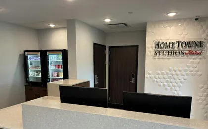 HomeTowne Studios Fort Myers
