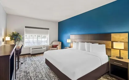 Best Western Plus Fort Wayne Inn & Suites North