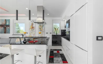 Stunning Home in Porec