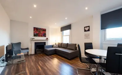 Stunning Hyde Park Apartment SS3