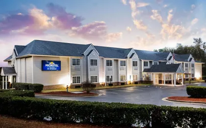Microtel Inns & Suites by Wyndham Southern Pines / Pinehurst