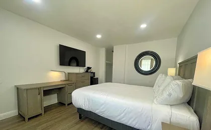 Budget Inn