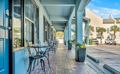 Beachside Inn