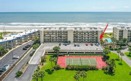 Newly Decorated Ground-floor Suite Steps From Beach and Pool W/views, Wifi