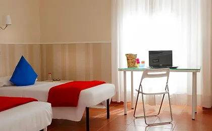 Budget Rooms Des Arts