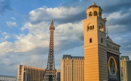Stay Together Suites - Spacious Condominium On The Strip Sleeps 12 - NO RESORT FEE