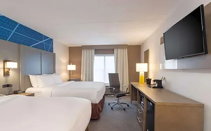 Comfort Inn & Suites Buffalo Airport