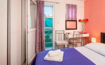 Damira Rooms