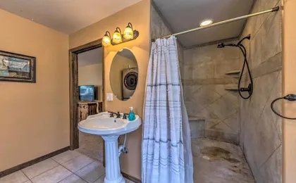 Quiet Ruidoso Cabin w/ Deck & Private Hot Tub