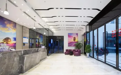 Lavande Hotels·Chengdu Xihe Bolin Square