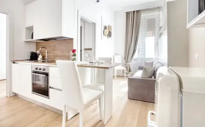 Old Milan Navigli Family Apartments