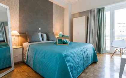 Central Apartment Near Metro Station