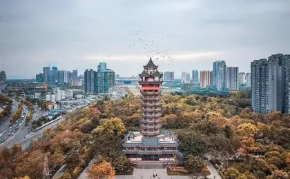 Chengdu Hexi Apartment (Huanhuahui East Railway Station Branch)
