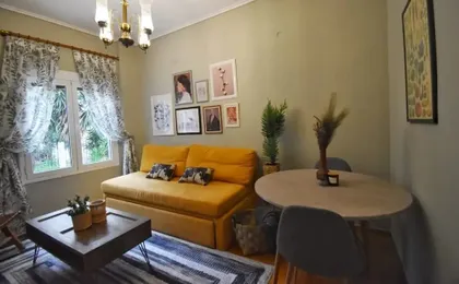 Vintage Apartment