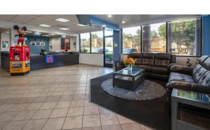 Motel 6-Anaheim, CA - Maingate