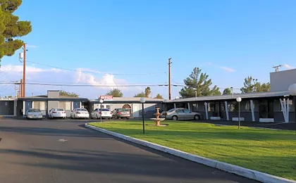 New Corral Motel