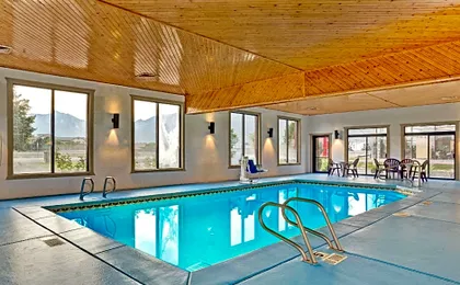 Super 8 by Wyndham S Jordan/Sandy/Slc Area