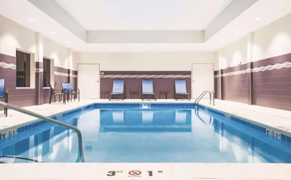 La Quinta Inn & Suites by Wyndham Wichita Northeast