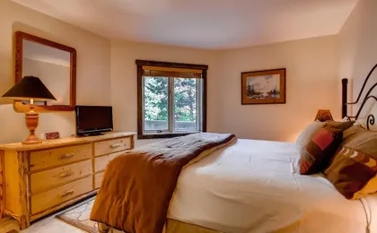 Westwind 108 2BD 2BA Platinum Condo in Lionshead Village