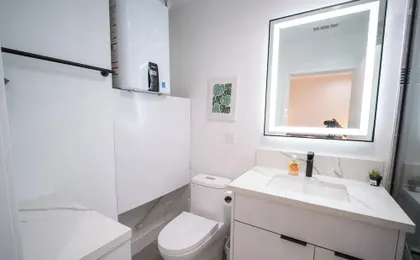 Stylish Private Room by Downtown LA