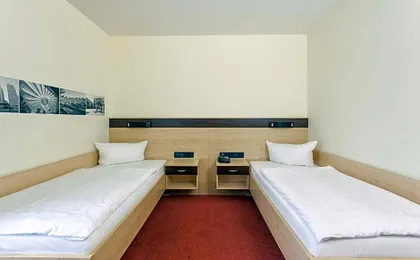 Hotel Mit-Mensch