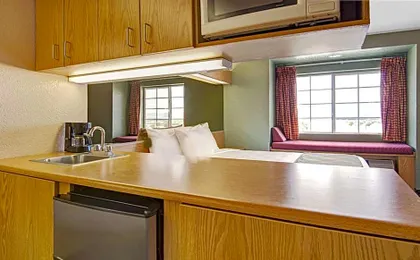 Microtel Inn & Suites By Wyndham Albuquerque West