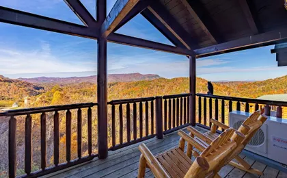 Picture Perfect- Seven Bedroom Cabin
