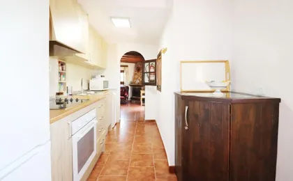 1056 Cortijo Cecilio
