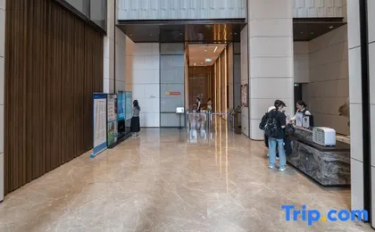 Perliwan Executive Apartment (C Future City Store, Zhongzhouwan, Futian Port, Shenzhen)