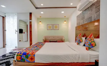 FabHotel Vardhan House I