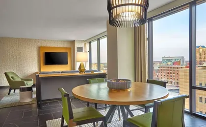 Hilton Des Moines Downtown