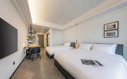 FENY HOTEL