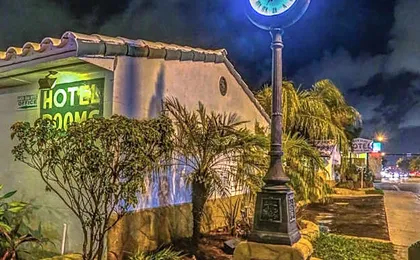 Green Seas Motel