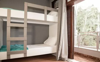 Pousada REF House