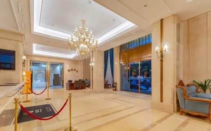 Vienna International Hotel (Chongqing Nanping Pedestrian Street Wanda Plaza)
