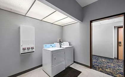Quality Inn & Suites Manhattan