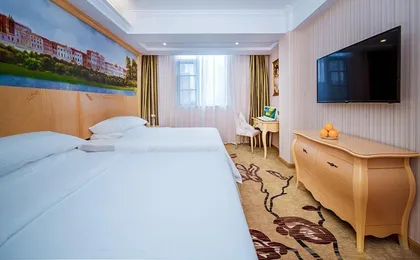 Vienna Hotel Huazhong Agricultural University in South Lake Store