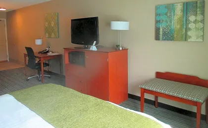 Best Western Plus Menomonie Inn & Suites