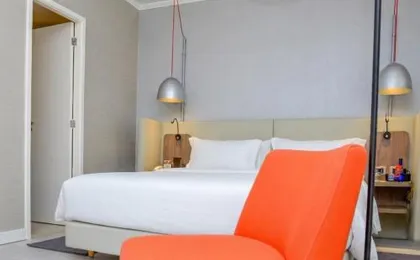 Clarion Faria Lima
