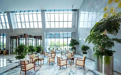 Vienna International Hotel Wuhan Wuchang Riverside Jiyuqiao Metro Station