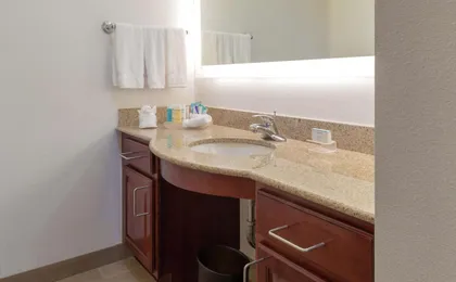 Homewood Suites Miami - Airport West