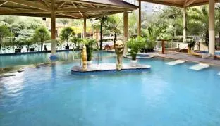 Palace Hotels (Chongqing Nanbin Road Holy Land Hot Spring Branch) 朗丽兹酒店（重庆南滨路圣地温泉店）