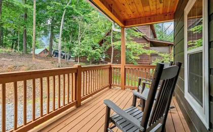 New Listing - Luxurious Mountain Home for 8 With Amenities