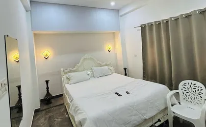 Hotel The White House Varanasi